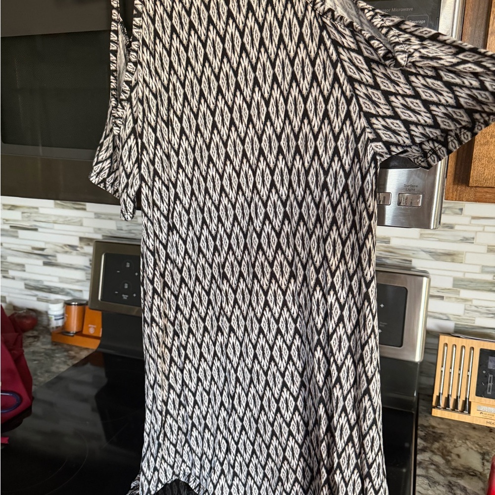 VENUS Black and White Diamond Mini Dress